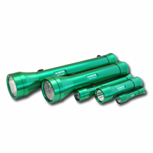 世達工具90742A 鋁合金手電筒3節(jié)1號電池
